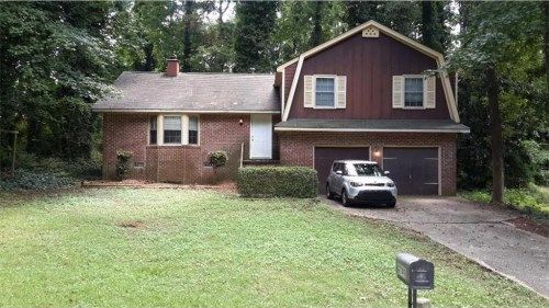 4749 Fellswood Drive, Stone Mountain, GA 30083