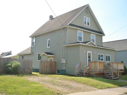 917 Bingham Ave, Sault Sainte Marie, MI 49783