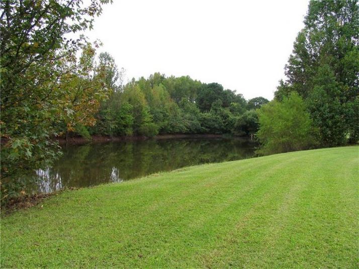 30 Ledford Lane Nw, Cartersville, GA 30121