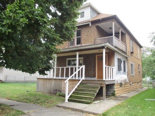 1724 4th St, Wyandotte, MI 48192