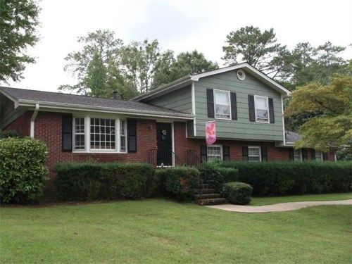 5009 Lakewood Drive, Acworth, GA 30101