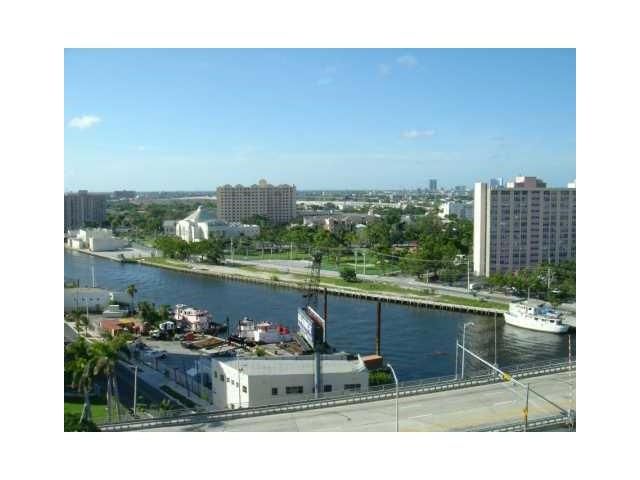 10 SW SOUTH RIVER DR # 1208, Miami, FL 33130