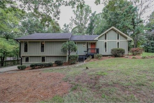 540 Periwinkle Drive, Roswell, GA 30075
