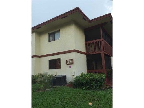 4311 NW 19TH ST # 5, Fort Lauderdale, FL 33313