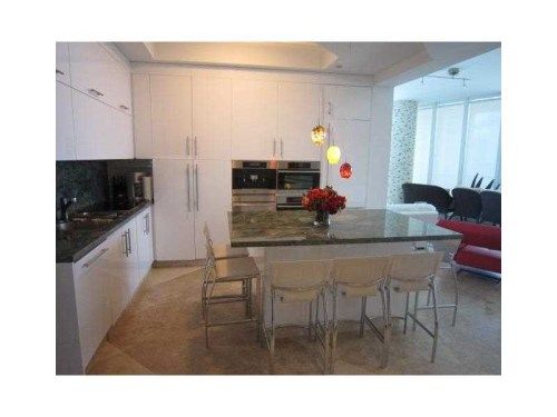 100 S POINTE DR # 2408, Miami Beach, FL 33139