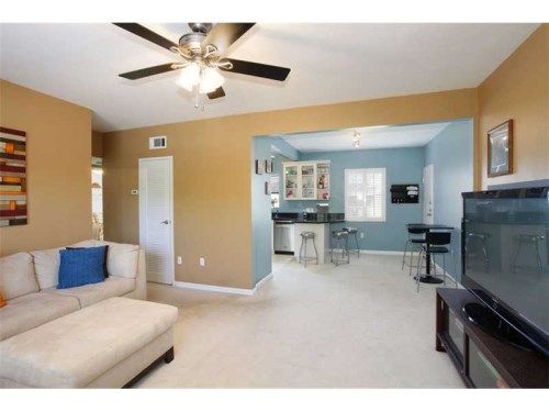 5470 SW 76 ST # 11C, Miami, FL 33143