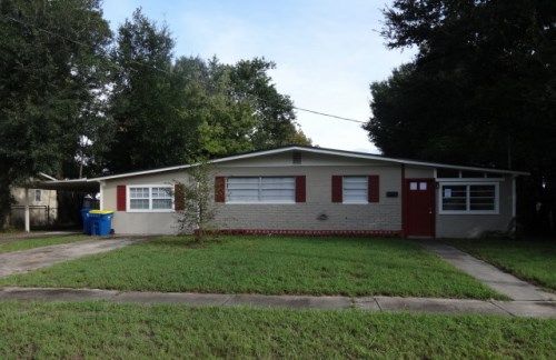 7633 Tacony Dr, Jacksonville, FL 32277