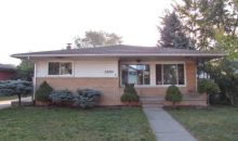 24332 Fern Ave Eastpointe, MI 48021