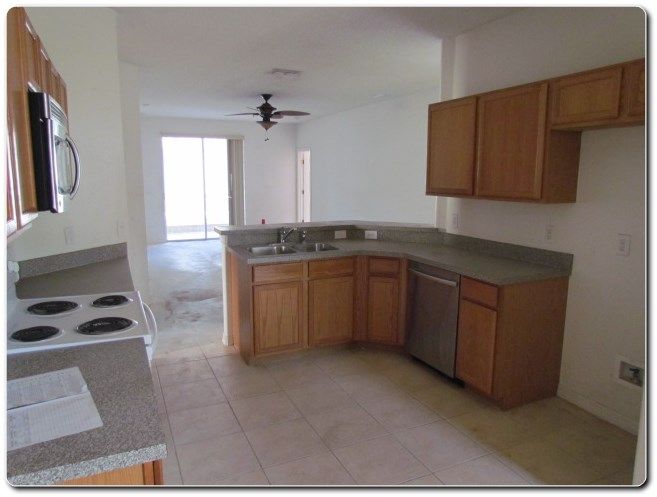 954 Knollwood Dr, Davenport, FL 33837
