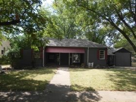 1614 Lockhart Street, Sherman, TX 75092