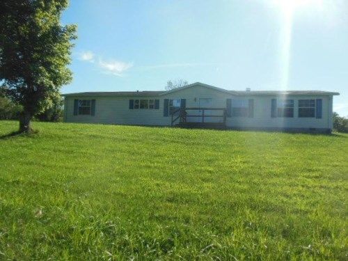 972 Triple Two Farm Rd, Felicity, OH 45120