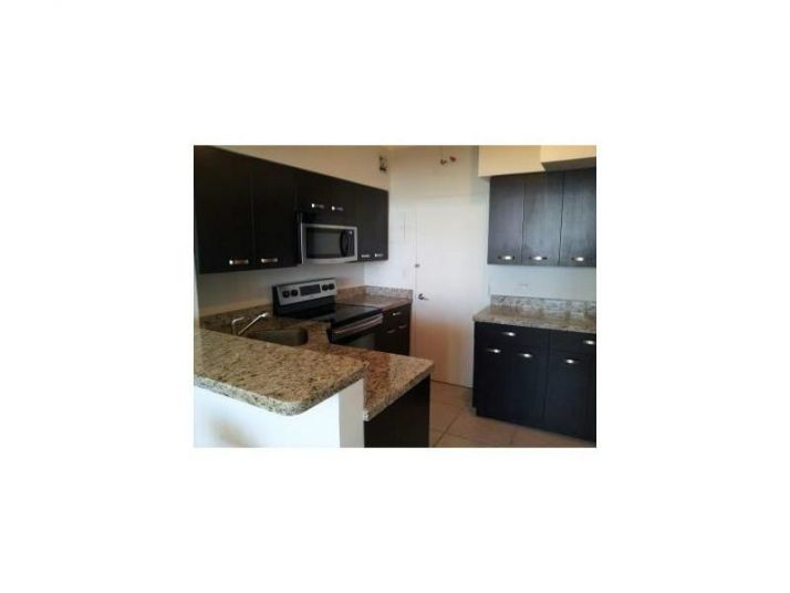 2121 BAYSHORE DR # 702, Miami, FL 33137