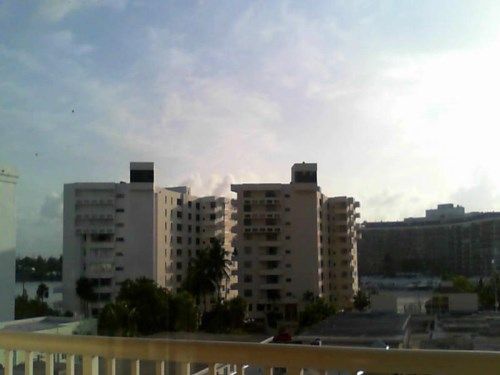 6855 ABBOTT AV # 502, Miami Beach, FL 33141