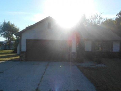 1681 Fountain Lake, Shelbyville, IN 46176