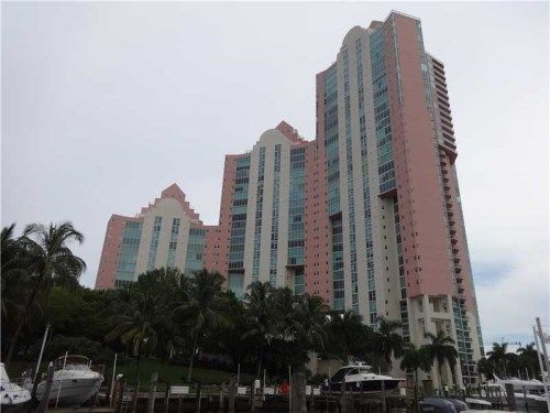 3370 HIDDEN BAY DR # 504, Miami, FL 33180