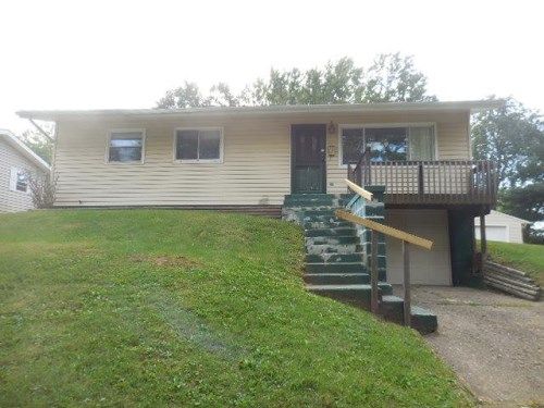 521 Carver St NW, Massillon, OH 44647