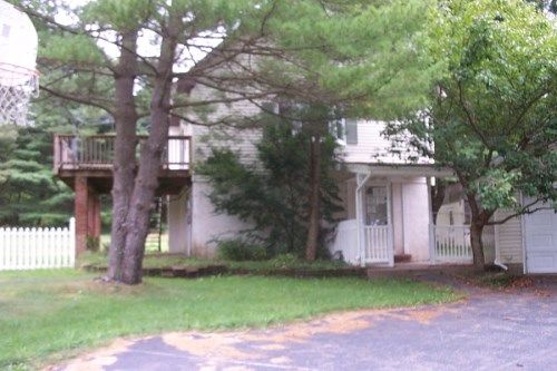 18 Autumn Ln, Jim Thorpe, PA 18229