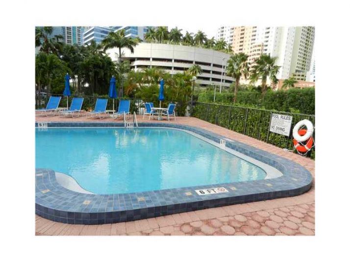 1440 BRICKELL BAY DR # 701, Miami, FL 33131