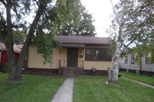 12736 S Throop St, Riverdale, IL 60827