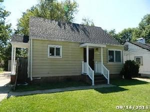 18901 Ferncliffe Ave, Cleveland, OH 44135