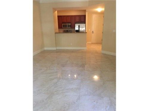 3001 NE 185 ST # 118, Miami, FL 33180