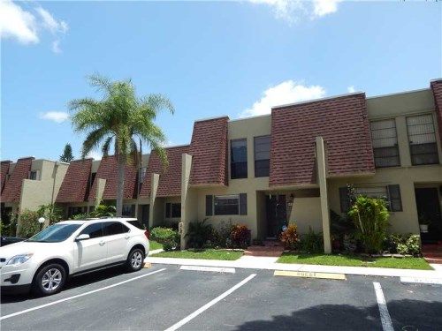 8932 PALM TREE LN # 8932, Hollywood, FL 33024