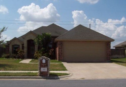 717 W Vinson Ave, Harlingen, TX 78550