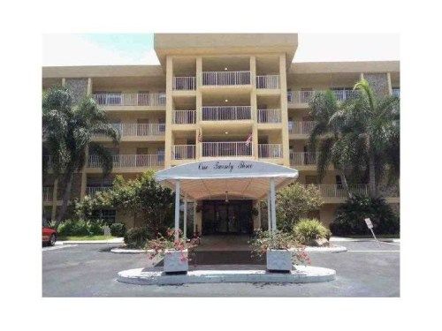 804 Cypress Grove Ln # 305, Pompano Beach, FL 33069