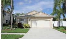 2046 NW 182 AV Hollywood, FL 33029