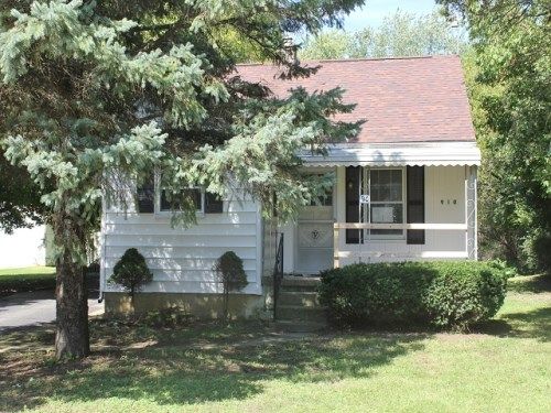 910 W Stewart St, Owosso, MI 48867
