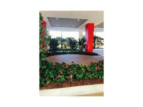 2602 E HALLANDALE BEACH BL # R1609, Hallandale, FL 33009