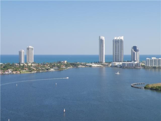 3330 NE 190 ST # 2112, Miami, FL 33180