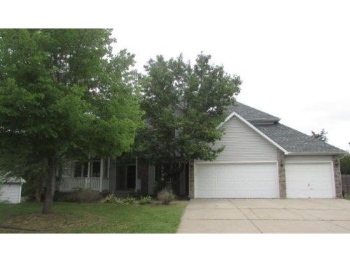 5301 Blueberry Ct, Lincoln, NE 68516