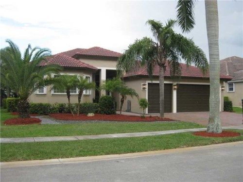 18970 SW 32 ST, Hollywood, FL 33029