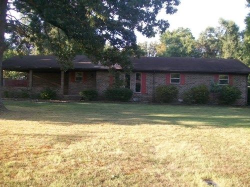 655 East 5th St, Waldron, AR 72958