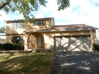 1880 Denise Dr, Columbus, OH 43229