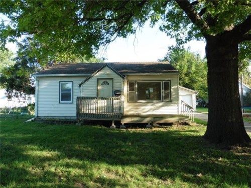 404 E Boston Ave, Indianola, IA 50125