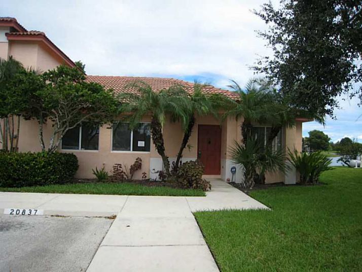 20837 NW 4TH ST # 20837, Hollywood, FL 33029