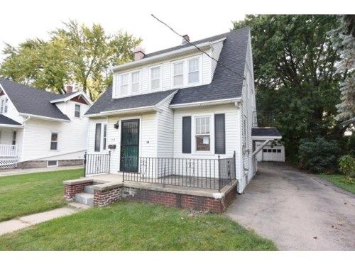 753 S Commercial St, Neenah, WI 54956