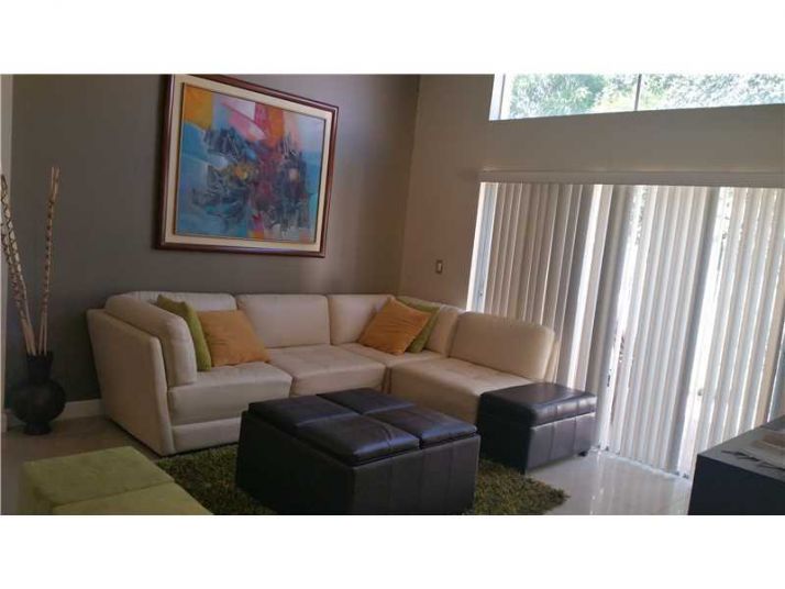 1550 SW 193 TE, Hollywood, FL 33029