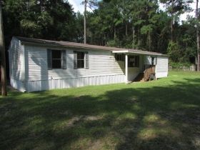 77 SE 148th Avenue, Old Town, FL 32680