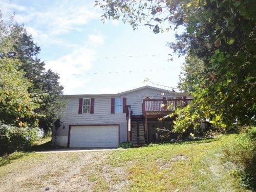5614 Reeder Rd, Lyons, MI 48851