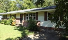 227 Robinwood Cir Columbus, MS 39702