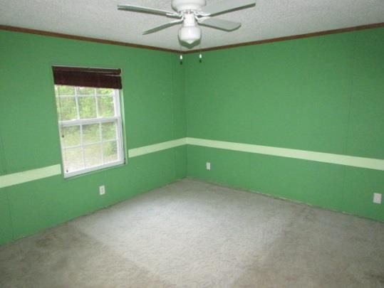 5213 Graver Rd, Hampton, FL 32044