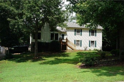 153 W Putnam Ferry Road, Woodstock, GA 30189