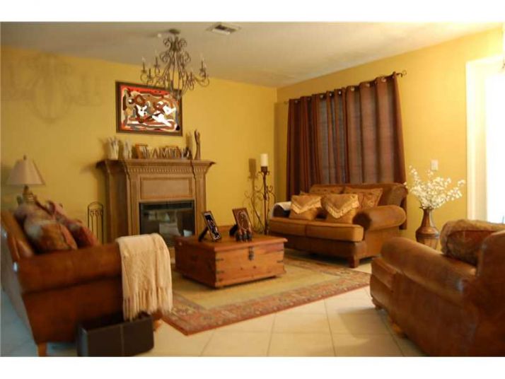 3322 SW 175 AV, Hollywood, FL 33029