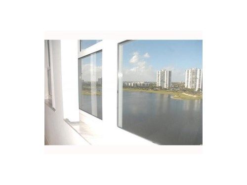 20000 E COUNTRY CLUB DR # 814, Miami, FL 33180
