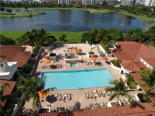 19900 E COUNTRY CLUB DR # 1210, Miami, FL 33180