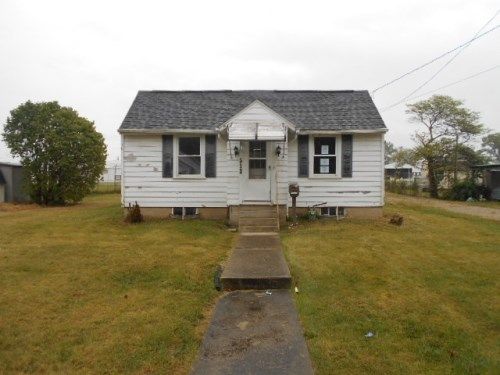 512 Hawthorne Ave, London, OH 43140
