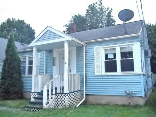 2511 Deindorfer St, Saginaw, MI 48602